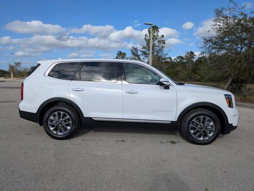 2025 Kia Telluride LX