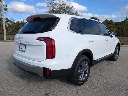 2025 Kia Telluride LX
