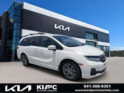 Platinum White Pearl 2025 Honda Odyssey Touring