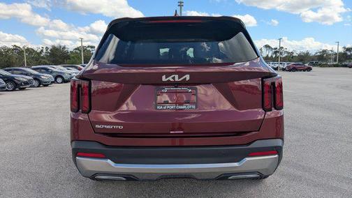 2025 Kia Sorento S