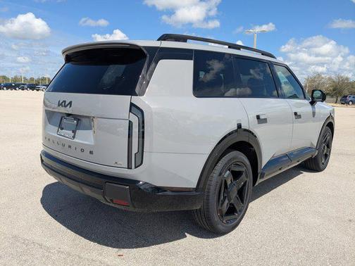 Wolf Gray 2027 Kia Telluride Hybrid X-Line SX