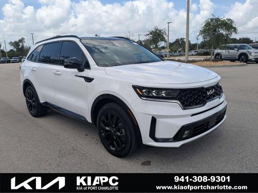 Glacial White Pearl 2023 Kia Sorento SX