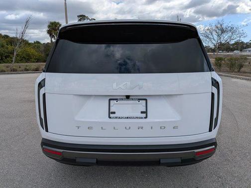 2027 Kia Telluride LX