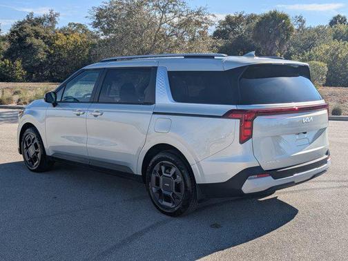 2025 Kia Carnival Hybrid EX