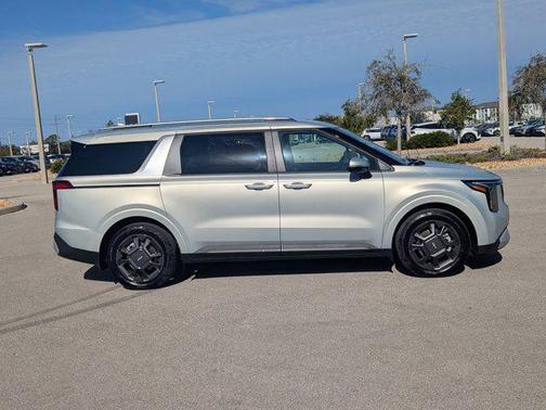 2025 Kia Carnival Hybrid EX