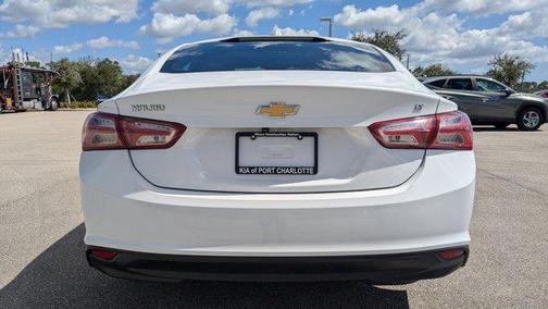 2021 Chevrolet Malibu FWD LT