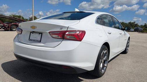 2021 Chevrolet Malibu FWD LT