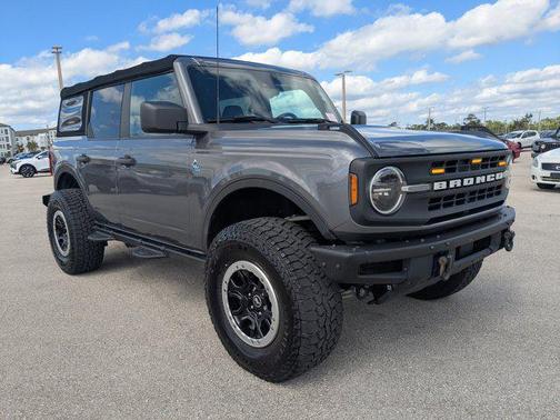 2021 Ford Bronco Black Diamond