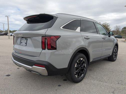 Wolf Gray 2026 Kia Sorento S