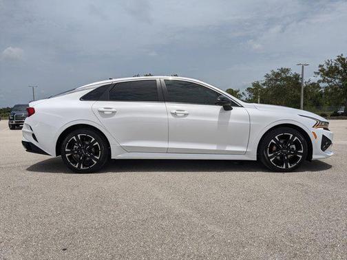 2024 Kia K5 GT-Line