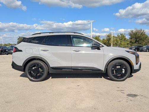 2026 Kia Sportage Plug-In Hybrid X-Line