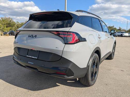 2026 Kia Sportage Plug-In Hybrid X-Line