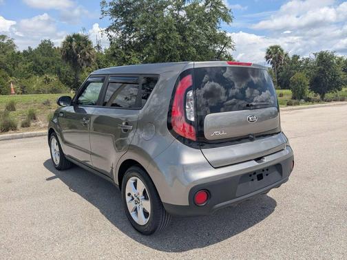 Titanium Gray 2019 Kia Soul Base