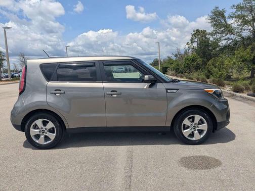 Titanium Gray 2019 Kia Soul Base