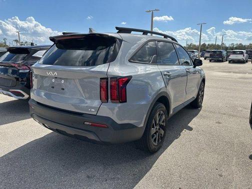 Wolf Gray 2023 Kia Sorento S