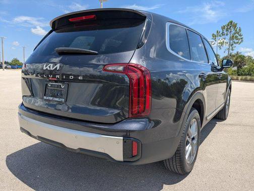2025 Kia Telluride LX