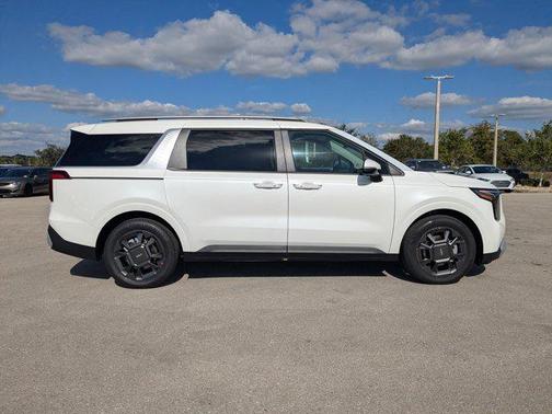 2026 Kia Carnival Hybrid EX