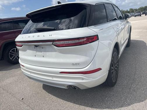 Pristine White 2020 Lincoln Corsair Reserve
