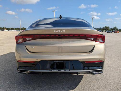 Crystal Beige 2022 Kia K5 EX