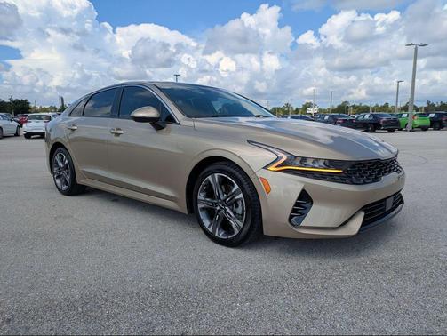 Crystal Beige 2022 Kia K5 EX