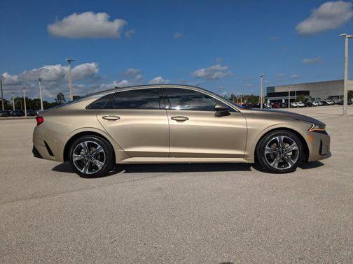 Crystal Beige 2022 Kia K5 EX