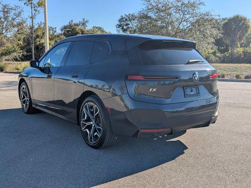 2023 BMW iX xDrive50