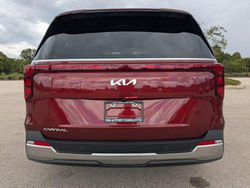 2026 Kia Carnival SX