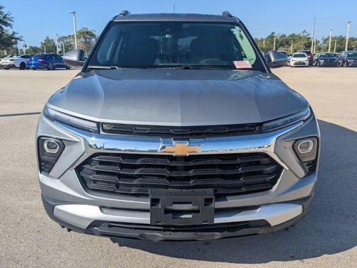 Sterling Gray Metallic 2025 Chevrolet Trailblazer LT