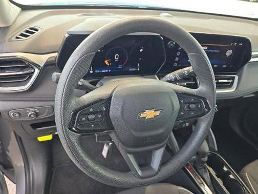 Sterling Gray Metallic 2025 Chevrolet Trailblazer LT