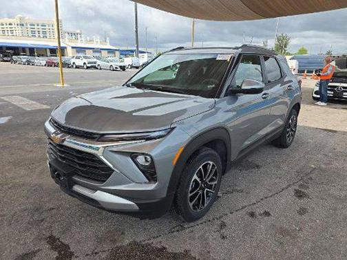 Sterling Gray Metallic 2025 Chevrolet Trailblazer LT