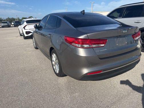 Titanium Silver 2018 Kia Optima EX