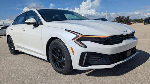 2026 Kia K5 LXS