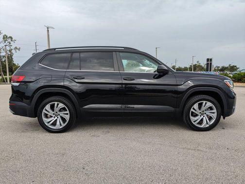 2022 Volkswagen Atlas 3.6L SE w/Technology