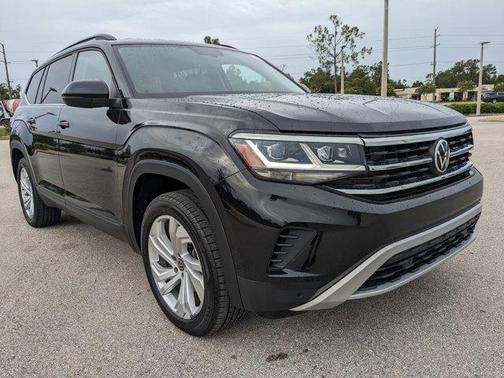 2022 Volkswagen Atlas 3.6L SE w/Technology