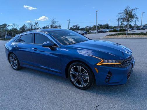 2022 Kia K5 EX