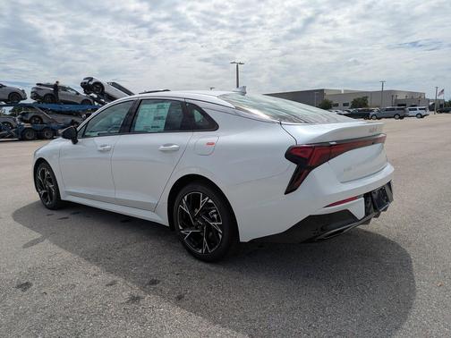 Snow White Pearl 2026 Kia K5 GT-Line FWD