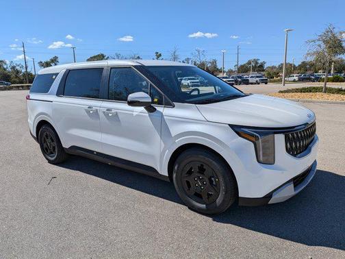 2026 Kia Carnival LXS