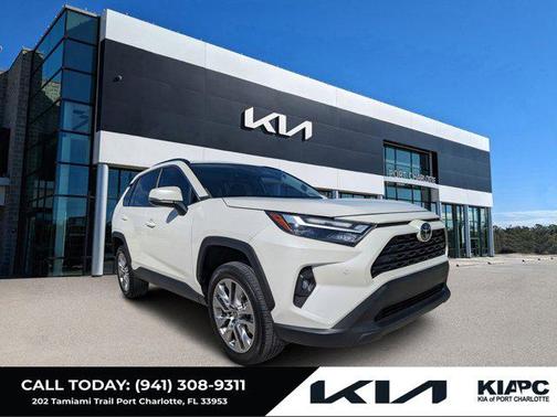 2022 Toyota RAV4 XLE Premium