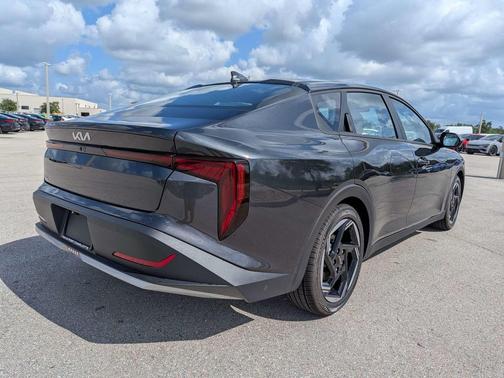 Interstellar Gray 2026 Kia K4 EX