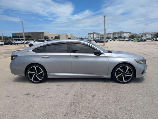 Lunar Silver Metallic 2022 Honda Accord Sport 2.0T