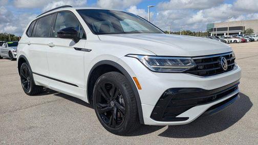 2023 Volkswagen Tiguan 2.0T SE R-Line Black
