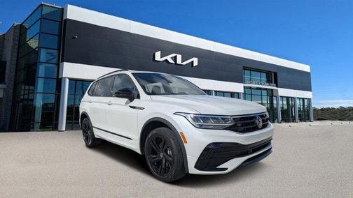 2023 Volkswagen Tiguan 2.0T SE R-Line Black