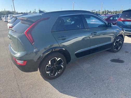 Cityscape Green 2023 Kia Niro EV Wind