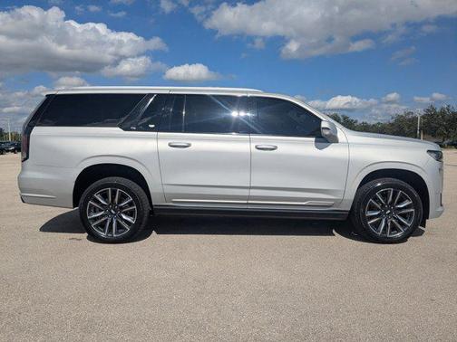 2021 Cadillac Escalade ESV Sport Platinum