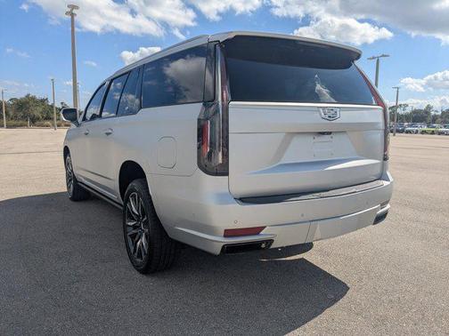 2021 Cadillac Escalade ESV Sport Platinum