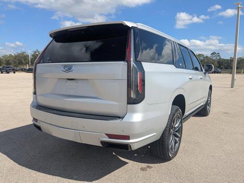 2021 Cadillac Escalade ESV Sport Platinum