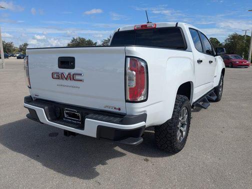 2022 GMC Canyon AT4