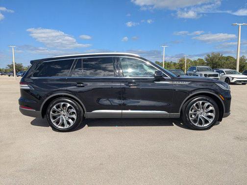 2025 Lincoln Aviator Reserve