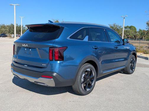 2026 Kia Sorento Hybrid EX
