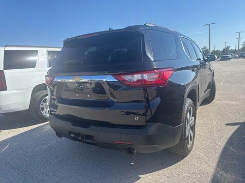 Mosaic Black Metallic 2019 Chevrolet Traverse LT Leather